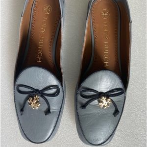 Tory Burch Leather CHARM LOAFER with contrast trim collapsible back Size 6M
